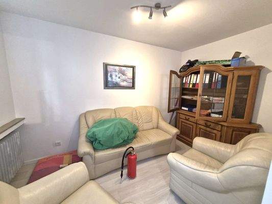 Nebengebäude links hinten