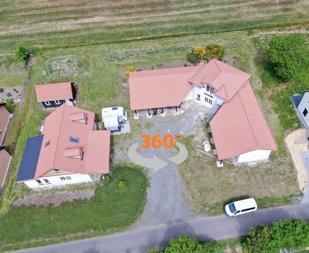 Exklusives Landhaus mit eigenem Gästehaus in Rohbau in sehr schöner ländlicher Lage