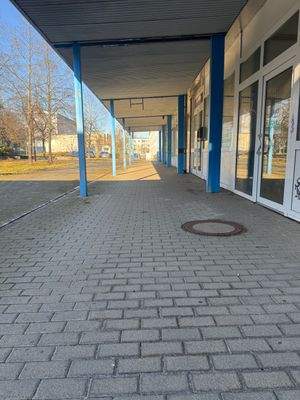 Eingangsbereich zu Gewerbe III, IV, V