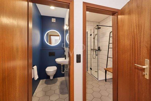 Wc und Bad KI generiert