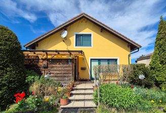 Hausansicht Gartenseite