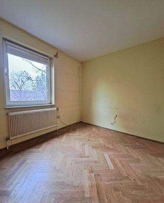 OG: kleinere Zimmer neben Wohnzimmer 2