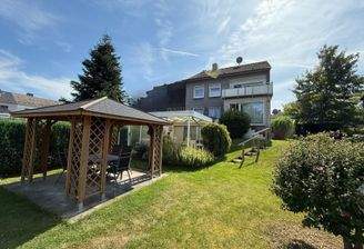 Hausansicht vom Garten