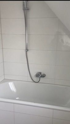 Neue Badewanne