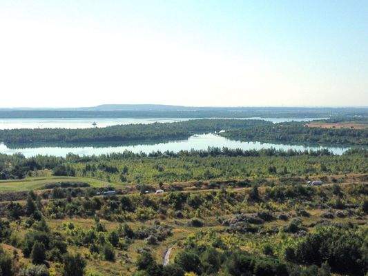 Direkte Umgebung mit Blick zum Störmthaler See