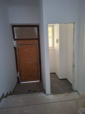 eigener Hauseingang_Flur_Garderobe.jpg