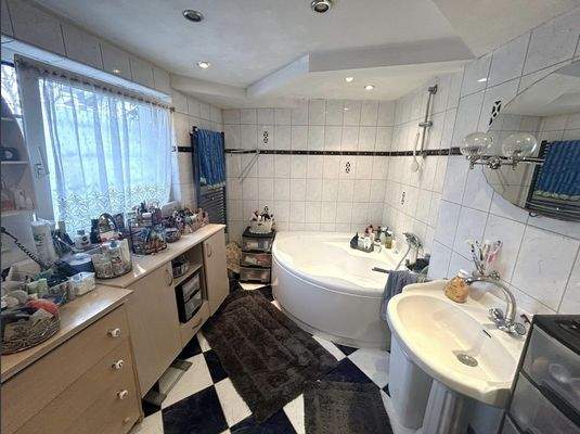 Blick in das Tageslichtbad (OG)