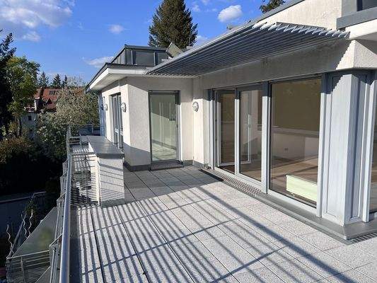 Dachterrasse am Wohnzimmer (vor der Vermietung)