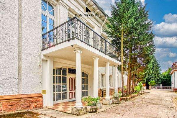 Balkon der Hauptwohnung im ersten Obergeschoss 