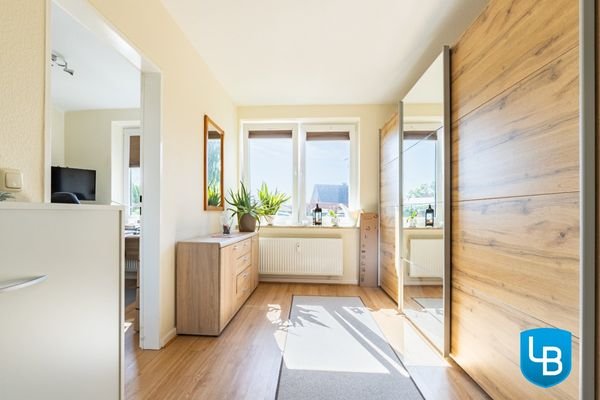 Ankleidezimmer/ Schrankzimmer EG