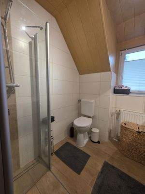 Gäste WC mit Dusche