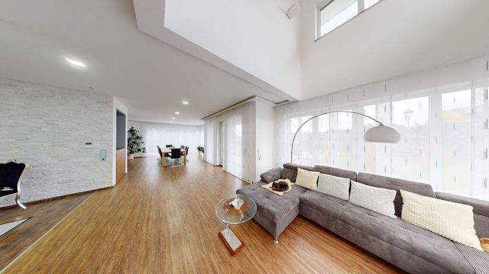 EG Wohnzimmer Bild 6