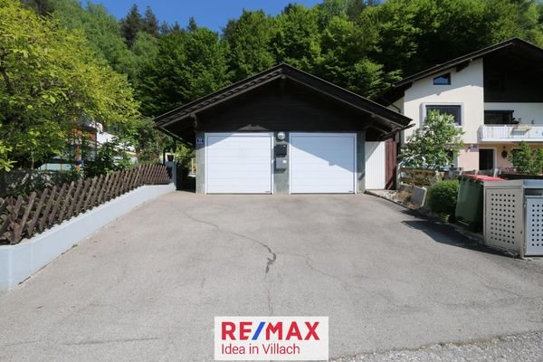 Garage/Abstellplatz (links)