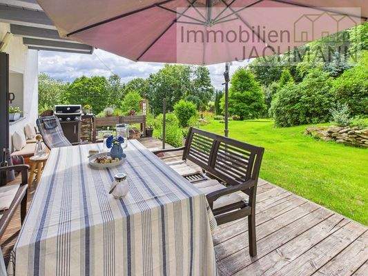 Hauptwohnung Terrasse mit Süd-West-Ausrichtung Zugang von Essen/Küche