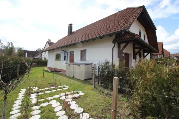 Obst- und Kräutergarten