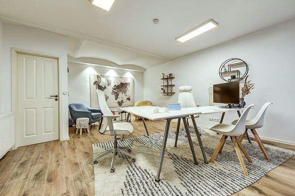 Büro im Kellergeschoss