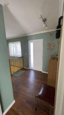 Diele Tür Treppe OG