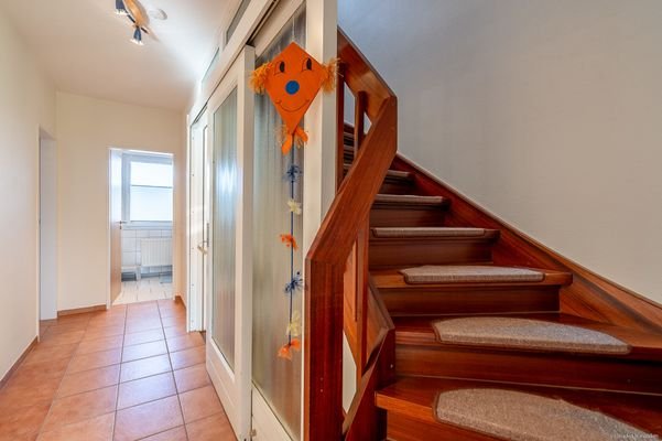 Treppe zum Dachgeschoss