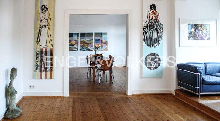 Blick vom Erkerzimmer zum Essbereich