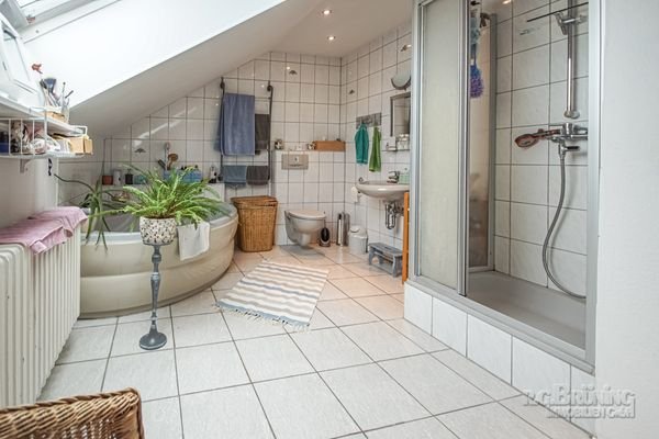 Badezimmer DG