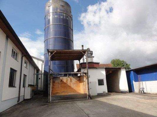 Geb.4 Bunker-Silo.JPG