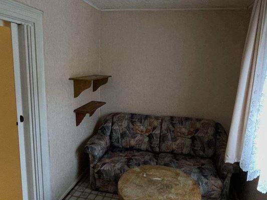 Ankleidezimmer im OG (2)