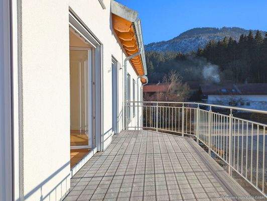 Dachterrasse mit Bergblick