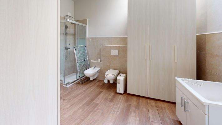 DP-66-28-Villa-a-schiera-di-testa-a-Salo-Bathroom.