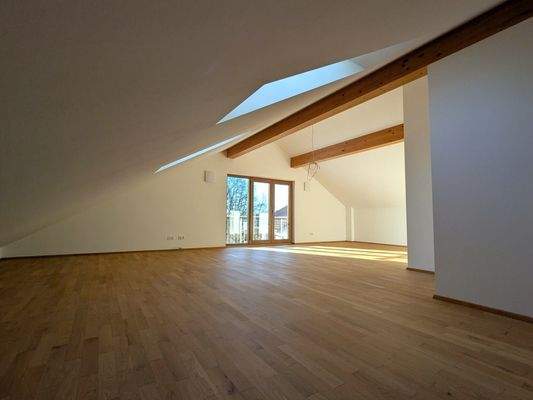 Großes, wunderschönes Dachstudio