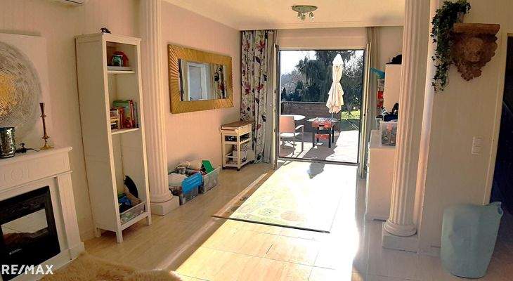 Wohnz. Ausgang z. Terr. und z. Garten