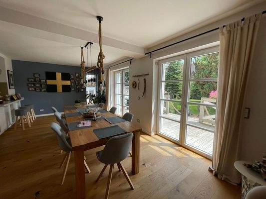 Essbereich mit Terrassenzugang