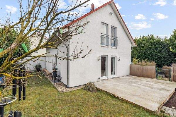 Garten und Terrassenansicht