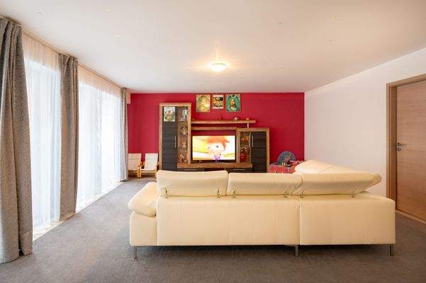 UG Wohnung 1 Wohnzimmer