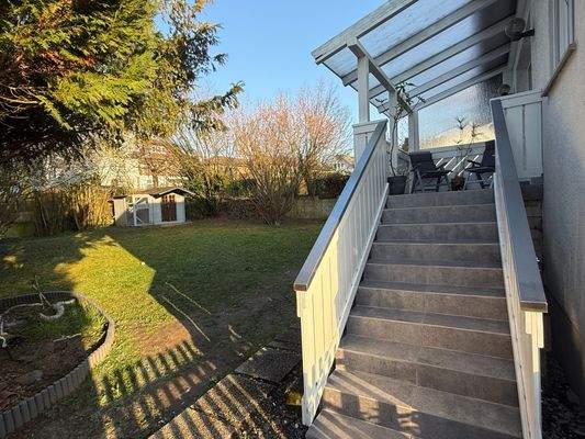 Eingangsbereich NEU + Garten