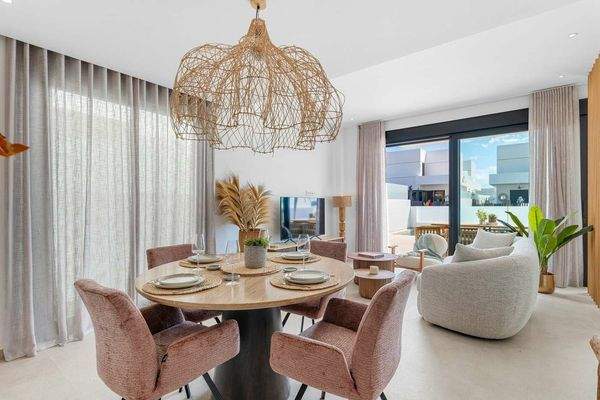 (21) - Paris VII - Salon comedor