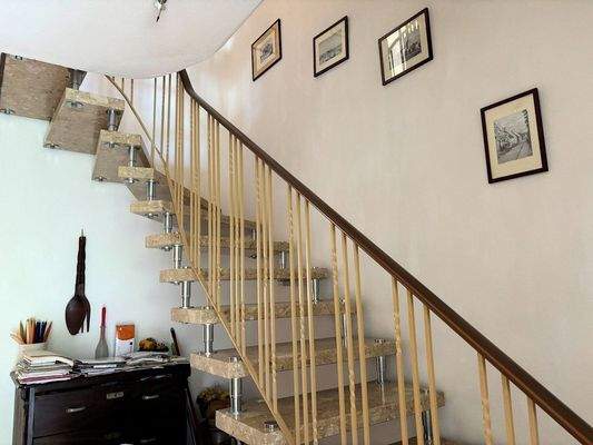 Treppe ins Dachgeschoss