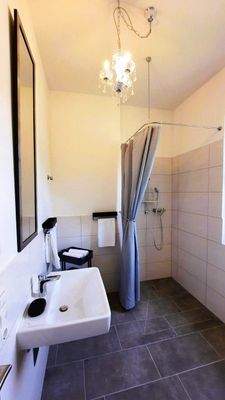 13-Badezimmer im Gewerbeobjekt Investitionsobjekt 