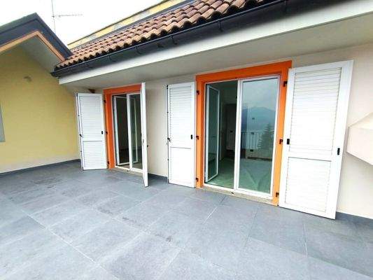 Weitläufiger Panoramabalkon