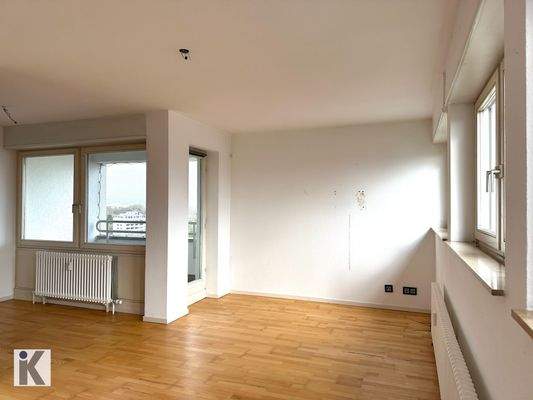 Wohnen.Zugang Loggia