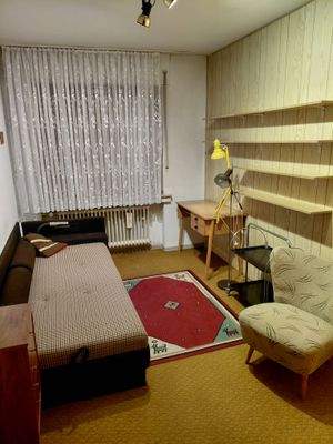 zweites Kinder-/Arbeitszimmer