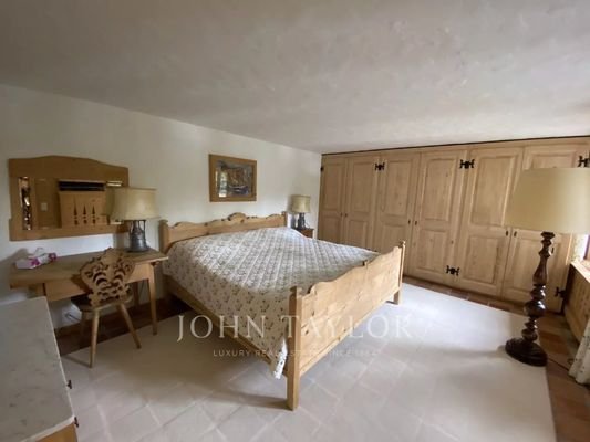 Bedroom Tile
