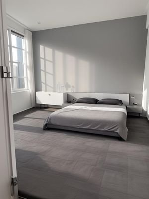 Schlafzimmer mit Einrichtungsbeispiel