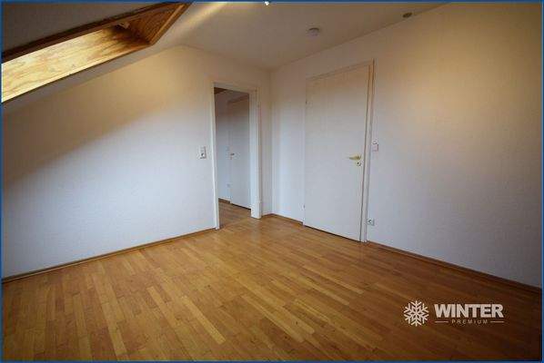 Schlafzimmer - Blick zur Tür