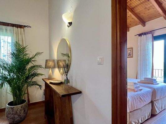 Kreta, Filippos: Villa mit Pool und atemberaubendem Blick zu verkaufen