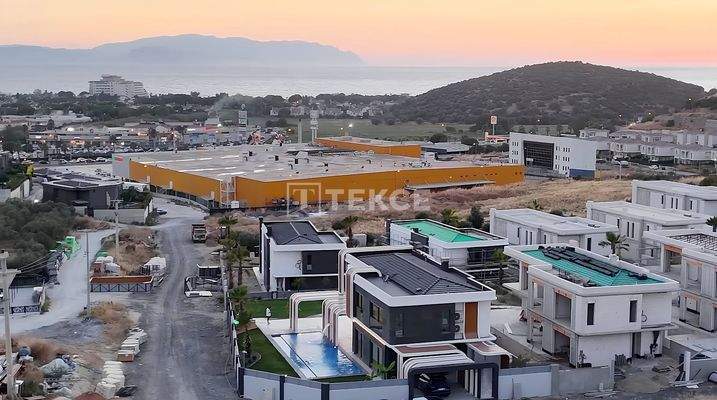 New Villas with Large Gardens and Private Pools in Kuşadası Aydın