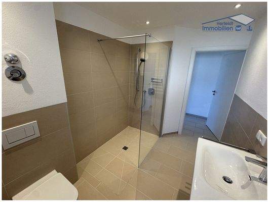 Sehr stilvoll und hochwertig saniert