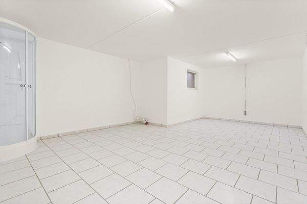 großzügige Kellerräume