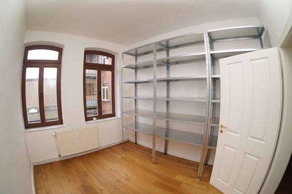 Büro 6 oder Archiv?