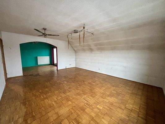 Wohnung 3 - offen gestalteter Wohn- und Essbereich