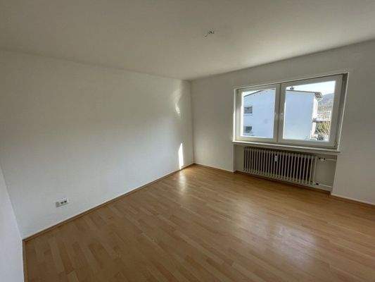 Wohnung-Rödgen-Bärner-Straße-24-50031-004-WE04-Sch